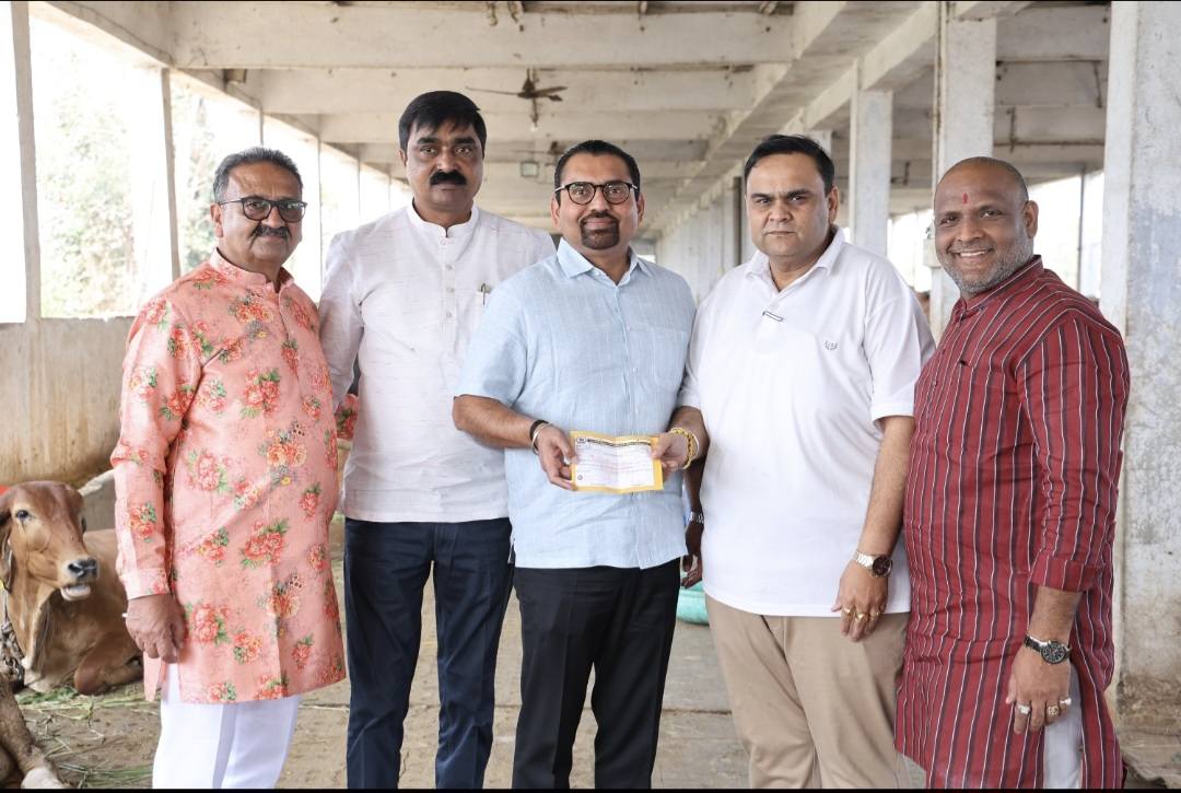 તા.૧૪-૦૧-૨૦૨૫ ના રોજ મકરસંક્રાંતિ(ઉત્તરાયણ)નો તેહવારના શુભ દિને બારડોલી વિભાગ પાંજરાપોળમાં ગાયત્રીયજ્ઞ કરી સાથોસાથ ગૌમાતાની પૂજા કરી આ ઉત્સવની ઉજવણી કરવામાં આવી.